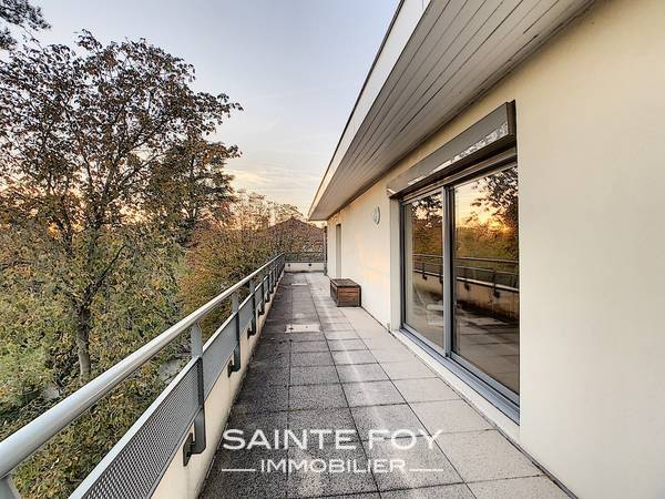 2021042 image9 - Sainte Foy Immobilier - Ce sont des agences immobilières dans l'Ouest Lyonnais spécialisées dans la location de maison ou d'appartement et la vente de propriété de prestige.