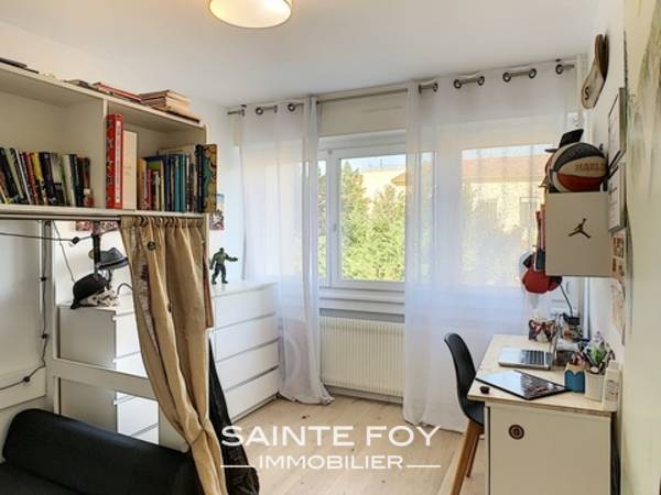 2021057 image8 - Sainte Foy Immobilier - Ce sont des agences immobilières dans l'Ouest Lyonnais spécialisées dans la location de maison ou d'appartement et la vente de propriété de prestige.