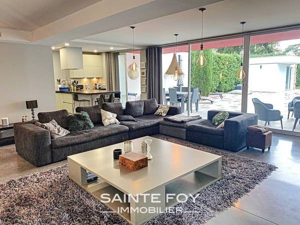 2021028 image5 - Sainte Foy Immobilier - Ce sont des agences immobilières dans l'Ouest Lyonnais spécialisées dans la location de maison ou d'appartement et la vente de propriété de prestige.