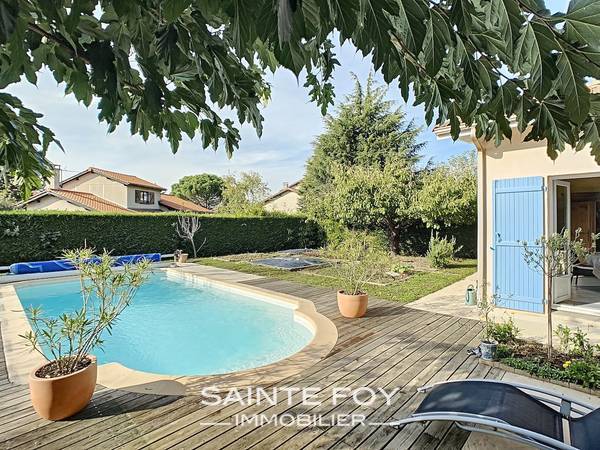 2020484 image2 - Sainte Foy Immobilier - Ce sont des agences immobilières dans l'Ouest Lyonnais spécialisées dans la location de maison ou d'appartement et la vente de propriété de prestige.