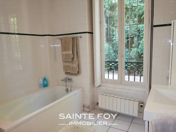 2021079 image7 - Sainte Foy Immobilier - Ce sont des agences immobilières dans l'Ouest Lyonnais spécialisées dans la location de maison ou d'appartement et la vente de propriété de prestige.