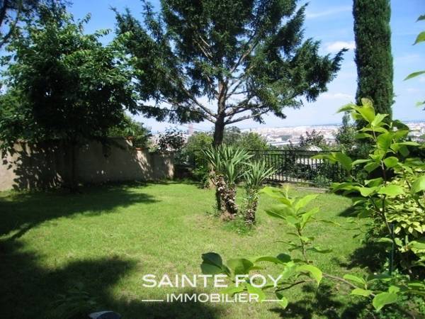 2021079 image10 - Sainte Foy Immobilier - Ce sont des agences immobilières dans l'Ouest Lyonnais spécialisées dans la location de maison ou d'appartement et la vente de propriété de prestige.