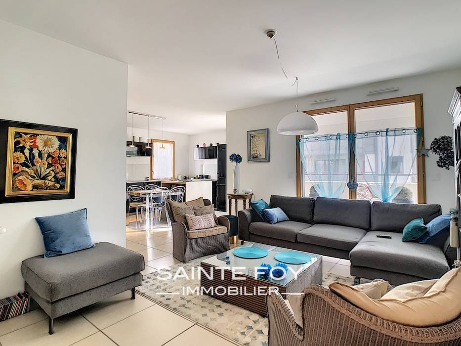 2021050 image1 - Sainte Foy Immobilier - Ce sont des agences immobilières dans l'Ouest Lyonnais spécialisées dans la location de maison ou d'appartement et la vente de propriété de prestige.