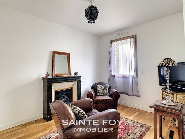 2021050 image5 - Sainte Foy Immobilier - Ce sont des agences immobilières dans l'Ouest Lyonnais spécialisées dans la location de maison ou d'appartement et la vente de propriété de prestige.