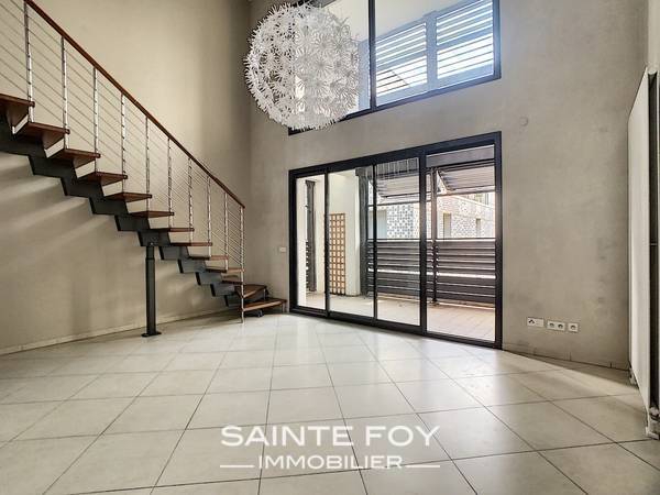 2021086 image3 - Sainte Foy Immobilier - Ce sont des agences immobilières dans l'Ouest Lyonnais spécialisées dans la location de maison ou d'appartement et la vente de propriété de prestige.