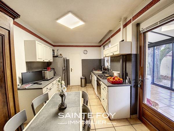 2020507 image4 - Sainte Foy Immobilier - Ce sont des agences immobilières dans l'Ouest Lyonnais spécialisées dans la location de maison ou d'appartement et la vente de propriété de prestige.
