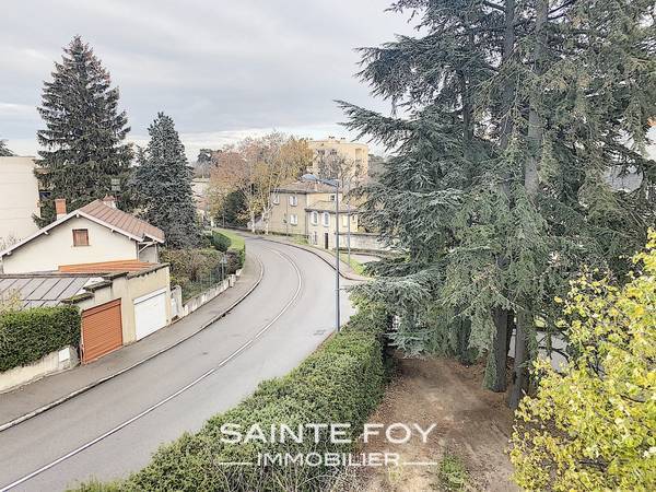 2020507 image9 - Sainte Foy Immobilier - Ce sont des agences immobilières dans l'Ouest Lyonnais spécialisées dans la location de maison ou d'appartement et la vente de propriété de prestige.