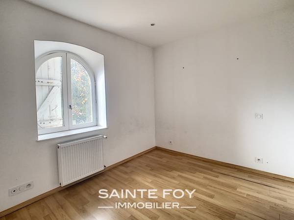 2021073 image5 - Sainte Foy Immobilier - Ce sont des agences immobilières dans l'Ouest Lyonnais spécialisées dans la location de maison ou d'appartement et la vente de propriété de prestige.