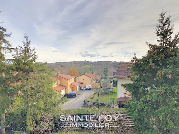 2021089 image10 - Sainte Foy Immobilier - Ce sont des agences immobilières dans l'Ouest Lyonnais spécialisées dans la location de maison ou d'appartement et la vente de propriété de prestige.