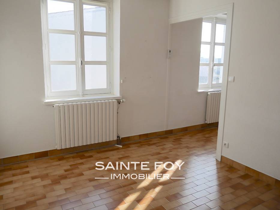 2020455 image1 - Sainte Foy Immobilier - Ce sont des agences immobilières dans l'Ouest Lyonnais spécialisées dans la location de maison ou d'appartement et la vente de propriété de prestige.