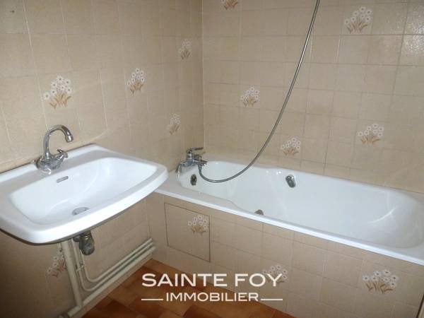 2020455 image6 - Sainte Foy Immobilier - Ce sont des agences immobilières dans l'Ouest Lyonnais spécialisées dans la location de maison ou d'appartement et la vente de propriété de prestige.