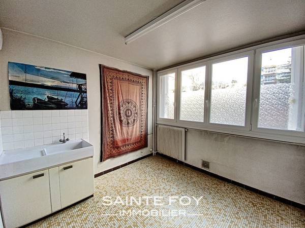 2021103 image6 - Sainte Foy Immobilier - Ce sont des agences immobilières dans l'Ouest Lyonnais spécialisées dans la location de maison ou d'appartement et la vente de propriété de prestige.