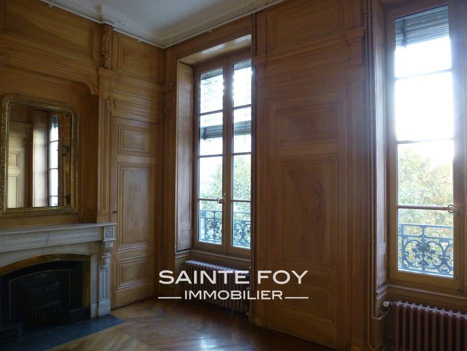 117807 image1 - Sainte Foy Immobilier - Ce sont des agences immobilières dans l'Ouest Lyonnais spécialisées dans la location de maison ou d'appartement et la vente de propriété de prestige.