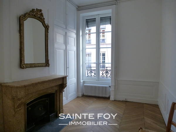117807 image7 - Sainte Foy Immobilier - Ce sont des agences immobilières dans l'Ouest Lyonnais spécialisées dans la location de maison ou d'appartement et la vente de propriété de prestige.