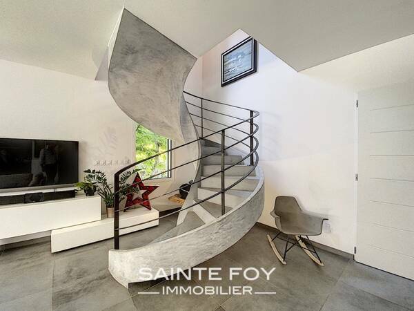 2020959 image6 - Sainte Foy Immobilier - Ce sont des agences immobilières dans l'Ouest Lyonnais spécialisées dans la location de maison ou d'appartement et la vente de propriété de prestige.