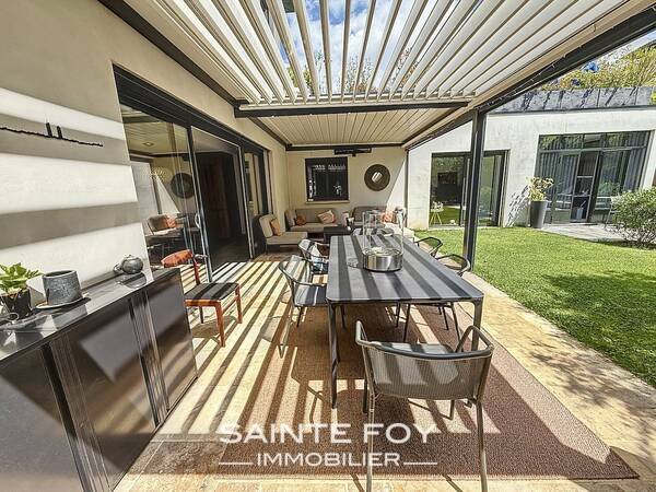 2020959 image2 - Sainte Foy Immobilier - Ce sont des agences immobilières dans l'Ouest Lyonnais spécialisées dans la location de maison ou d'appartement et la vente de propriété de prestige.