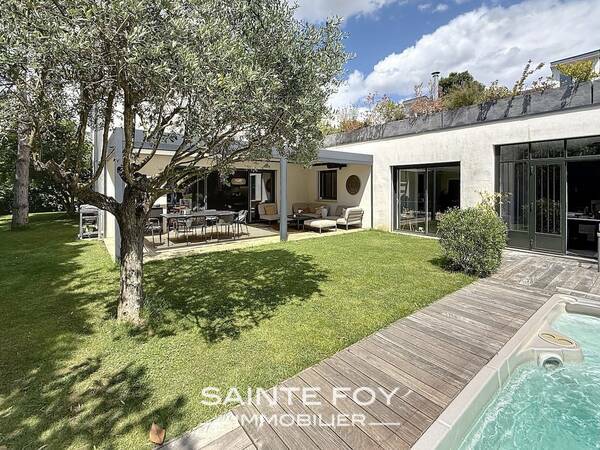2020959 image3 - Sainte Foy Immobilier - Ce sont des agences immobilières dans l'Ouest Lyonnais spécialisées dans la location de maison ou d'appartement et la vente de propriété de prestige.