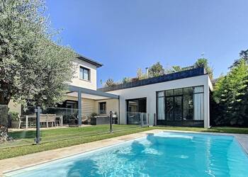 2020959 image1 - Sainte Foy Immobilier - Ce sont des agences immobilières dans l'Ouest Lyonnais spécialisées dans la location de maison ou d'appartement et la vente de propriété de prestige.