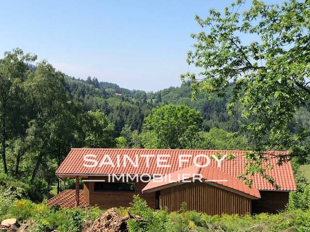 2021168 image1 - Sainte Foy Immobilier - Ce sont des agences immobilières dans l'Ouest Lyonnais spécialisées dans la location de maison ou d'appartement et la vente de propriété de prestige.