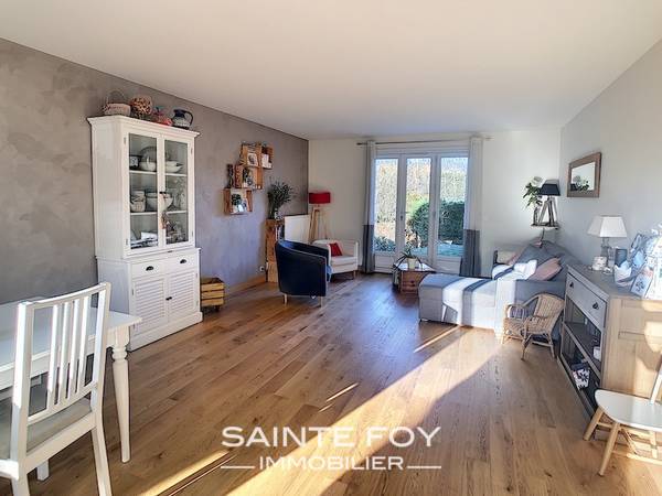 2021175 image2 - Sainte Foy Immobilier - Ce sont des agences immobilières dans l'Ouest Lyonnais spécialisées dans la location de maison ou d'appartement et la vente de propriété de prestige.