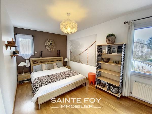 5118 image8 - Sainte Foy Immobilier - Ce sont des agences immobilières dans l'Ouest Lyonnais spécialisées dans la location de maison ou d'appartement et la vente de propriété de prestige.