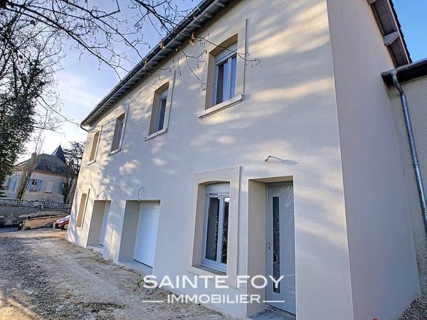 2021237 image2 - Sainte Foy Immobilier - Ce sont des agences immobilières dans l'Ouest Lyonnais spécialisées dans la location de maison ou d'appartement et la vente de propriété de prestige.