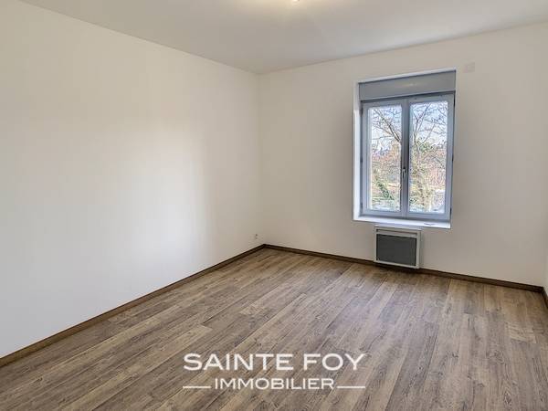 2021237 image6 - Sainte Foy Immobilier - Ce sont des agences immobilières dans l'Ouest Lyonnais spécialisées dans la location de maison ou d'appartement et la vente de propriété de prestige.