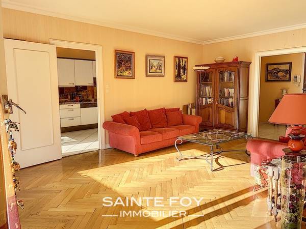2021257 image8 - Sainte Foy Immobilier - Ce sont des agences immobilières dans l'Ouest Lyonnais spécialisées dans la location de maison ou d'appartement et la vente de propriété de prestige.