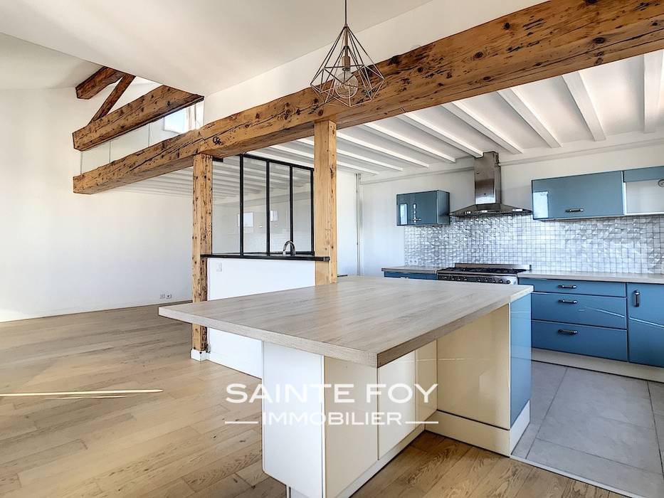 2021202 image1 - Sainte Foy Immobilier - Ce sont des agences immobilières dans l'Ouest Lyonnais spécialisées dans la location de maison ou d'appartement et la vente de propriété de prestige.