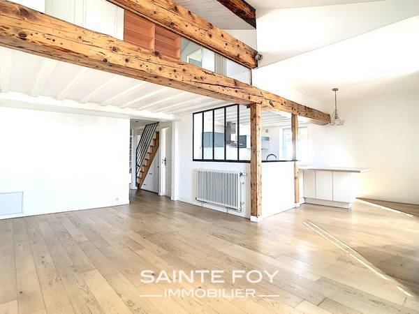 2021202 image2 - Sainte Foy Immobilier - Ce sont des agences immobilières dans l'Ouest Lyonnais spécialisées dans la location de maison ou d'appartement et la vente de propriété de prestige.
