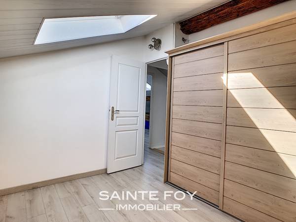 2021202 image10 - Sainte Foy Immobilier - Ce sont des agences immobilières dans l'Ouest Lyonnais spécialisées dans la location de maison ou d'appartement et la vente de propriété de prestige.
