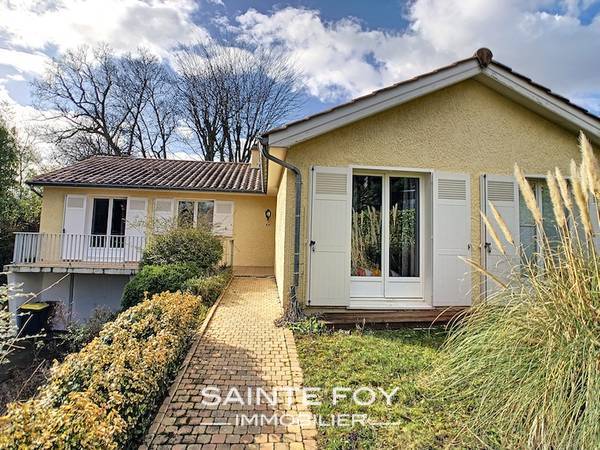 2020149 image8 - Sainte Foy Immobilier - Ce sont des agences immobilières dans l'Ouest Lyonnais spécialisées dans la location de maison ou d'appartement et la vente de propriété de prestige.