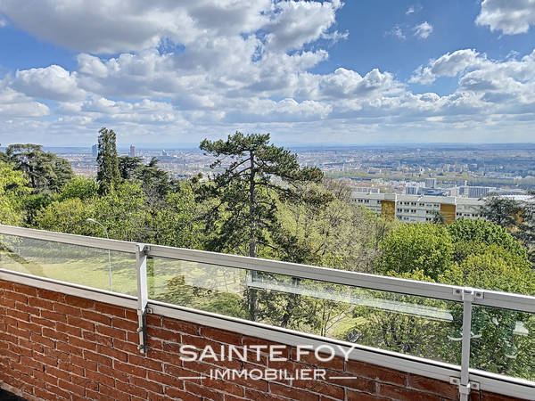 2021085 image9 - Sainte Foy Immobilier - Ce sont des agences immobilières dans l'Ouest Lyonnais spécialisées dans la location de maison ou d'appartement et la vente de propriété de prestige.