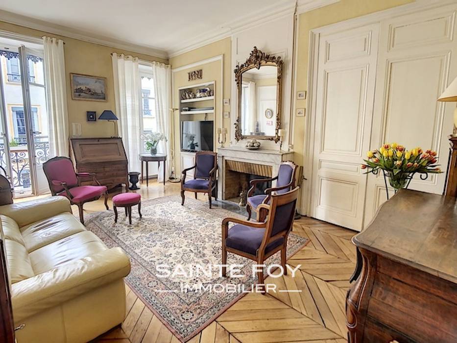 2021284 image1 - Sainte Foy Immobilier - Ce sont des agences immobilières dans l'Ouest Lyonnais spécialisées dans la location de maison ou d'appartement et la vente de propriété de prestige.