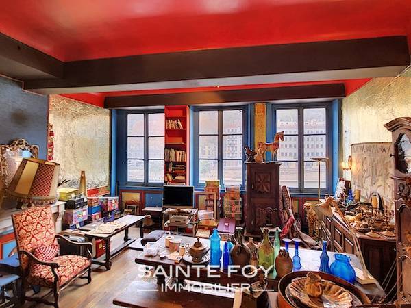 2021047 image3 - Sainte Foy Immobilier - Ce sont des agences immobilières dans l'Ouest Lyonnais spécialisées dans la location de maison ou d'appartement et la vente de propriété de prestige.