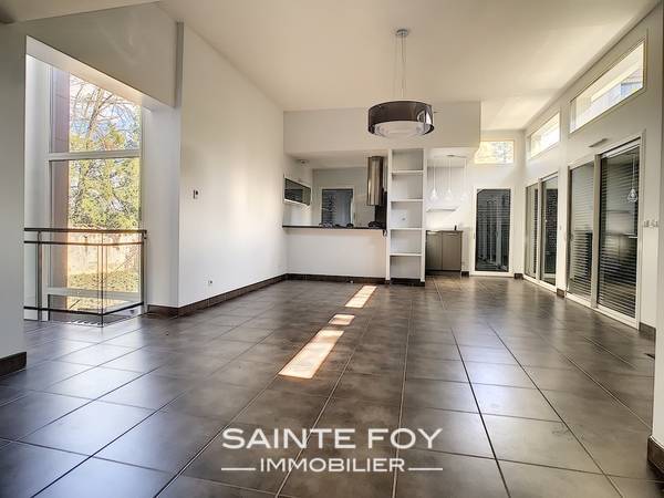 2021310 image2 - Sainte Foy Immobilier - Ce sont des agences immobilières dans l'Ouest Lyonnais spécialisées dans la location de maison ou d'appartement et la vente de propriété de prestige.