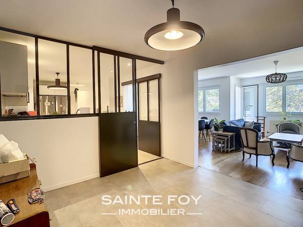 2021326 image3 - Sainte Foy Immobilier - Ce sont des agences immobilières dans l'Ouest Lyonnais spécialisées dans la location de maison ou d'appartement et la vente de propriété de prestige.