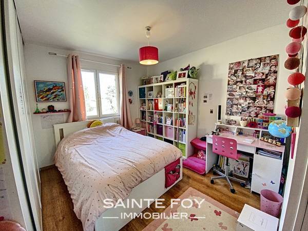 2021299 image5 - Sainte Foy Immobilier - Ce sont des agences immobilières dans l'Ouest Lyonnais spécialisées dans la location de maison ou d'appartement et la vente de propriété de prestige.