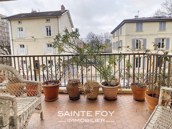 2021123 image5 - Sainte Foy Immobilier - Ce sont des agences immobilières dans l'Ouest Lyonnais spécialisées dans la location de maison ou d'appartement et la vente de propriété de prestige.