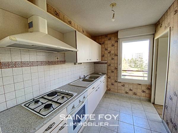 2021384 image3 - Sainte Foy Immobilier - Ce sont des agences immobilières dans l'Ouest Lyonnais spécialisées dans la location de maison ou d'appartement et la vente de propriété de prestige.