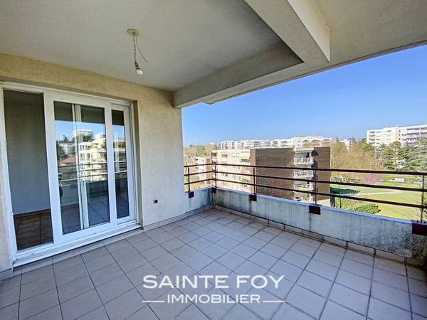 2021384 image8 - Sainte Foy Immobilier - Ce sont des agences immobilières dans l'Ouest Lyonnais spécialisées dans la location de maison ou d'appartement et la vente de propriété de prestige.