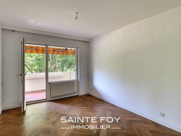 2021389 image9 - Sainte Foy Immobilier - Ce sont des agences immobilières dans l'Ouest Lyonnais spécialisées dans la location de maison ou d'appartement et la vente de propriété de prestige.
