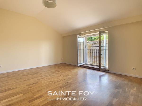 2021345 image5 - Sainte Foy Immobilier - Ce sont des agences immobilières dans l'Ouest Lyonnais spécialisées dans la location de maison ou d'appartement et la vente de propriété de prestige.