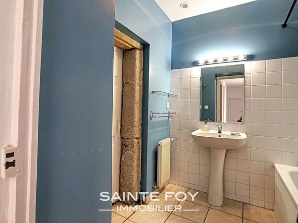 2021345 image8 - Sainte Foy Immobilier - Ce sont des agences immobilières dans l'Ouest Lyonnais spécialisées dans la location de maison ou d'appartement et la vente de propriété de prestige.