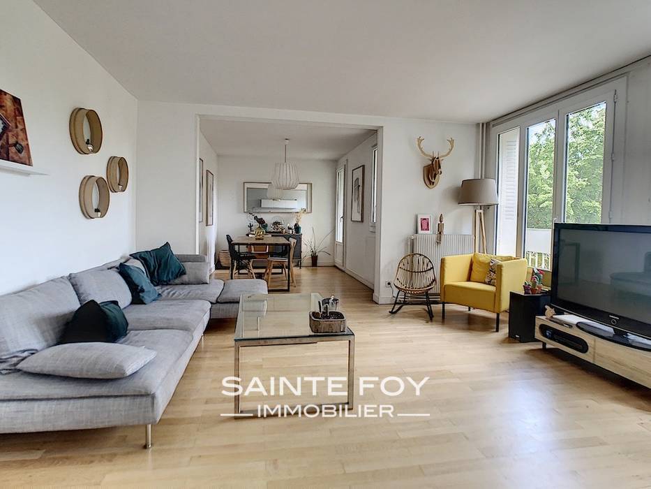 2021330 image1 - Sainte Foy Immobilier - Ce sont des agences immobilières dans l'Ouest Lyonnais spécialisées dans la location de maison ou d'appartement et la vente de propriété de prestige.