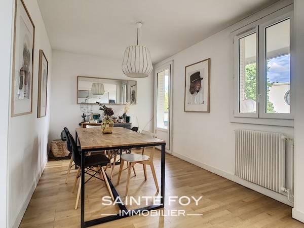 2021330 image4 - Sainte Foy Immobilier - Ce sont des agences immobilières dans l'Ouest Lyonnais spécialisées dans la location de maison ou d'appartement et la vente de propriété de prestige.