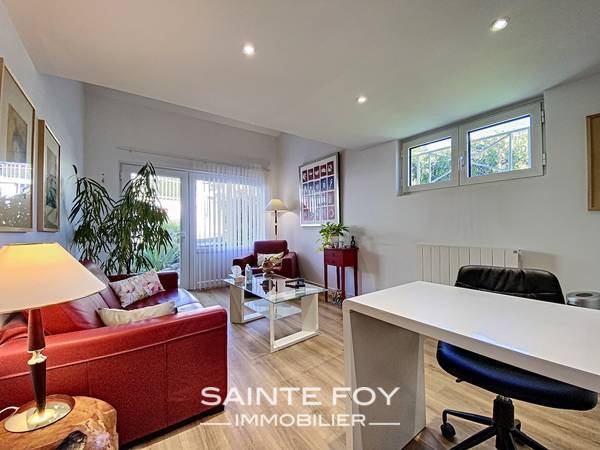 2021400 image5 - Sainte Foy Immobilier - Ce sont des agences immobilières dans l'Ouest Lyonnais spécialisées dans la location de maison ou d'appartement et la vente de propriété de prestige.