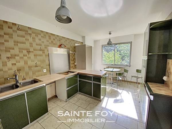 2021403 image5 - Sainte Foy Immobilier - Ce sont des agences immobilières dans l'Ouest Lyonnais spécialisées dans la location de maison ou d'appartement et la vente de propriété de prestige.