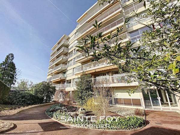 2021253 image8 - Sainte Foy Immobilier - Ce sont des agences immobilières dans l'Ouest Lyonnais spécialisées dans la location de maison ou d'appartement et la vente de propriété de prestige.