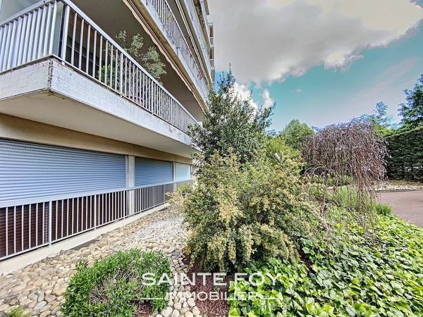 2021253 image9 - Sainte Foy Immobilier - Ce sont des agences immobilières dans l'Ouest Lyonnais spécialisées dans la location de maison ou d'appartement et la vente de propriété de prestige.